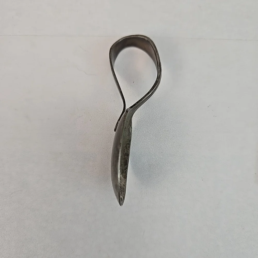 Vintage WM. A. Rogers / Oneida LTD Silverplate Child Toddler Spoon & Baby Spoon